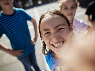 Wir suchen eine:n Betreuer:in Einzelassistenz für unser Kinderheim auf der Bernhardstraße